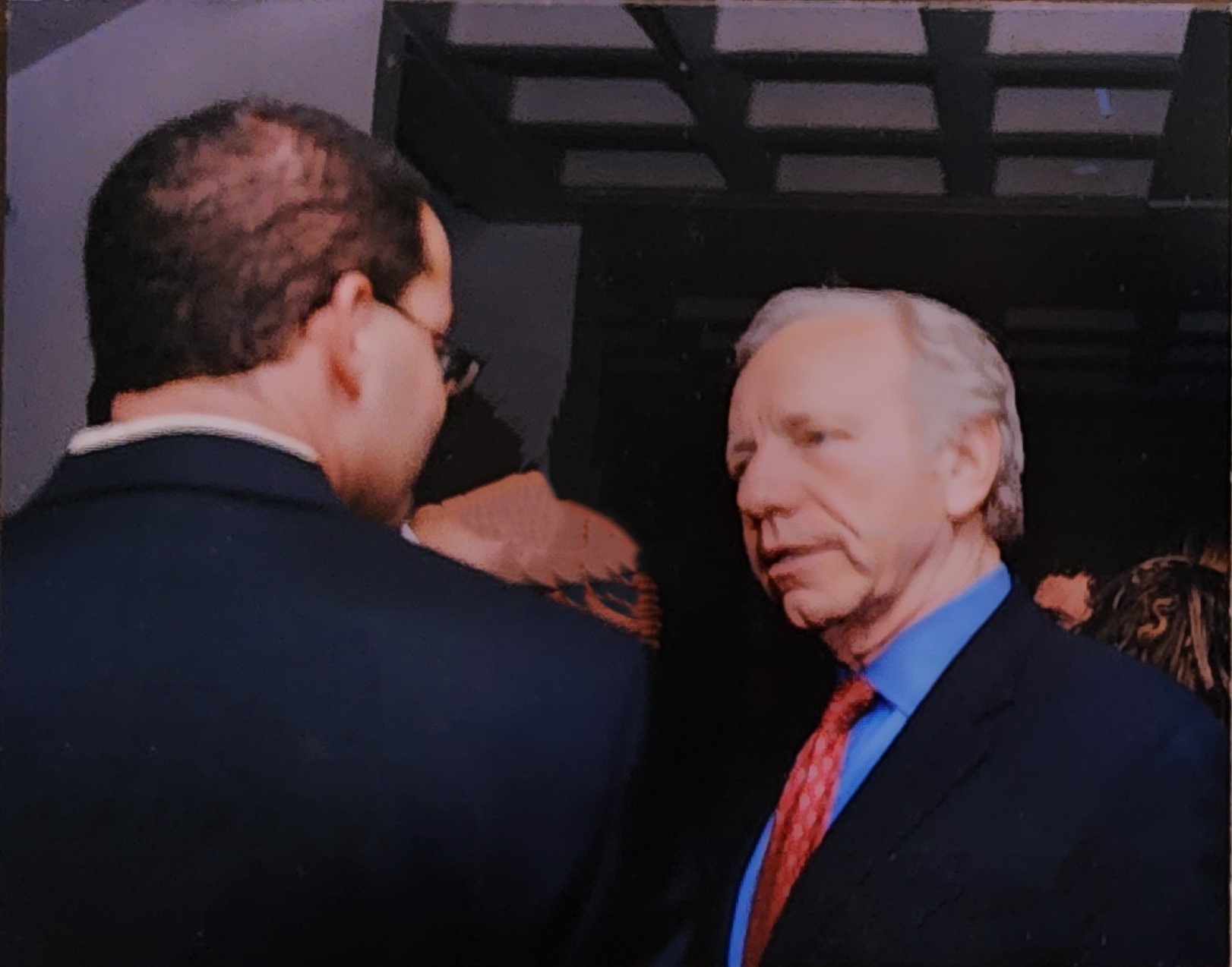 Dr. Mike Katz speaking with U.S. Senator Joseph Lieberman about nursing and physician shortages, 2008